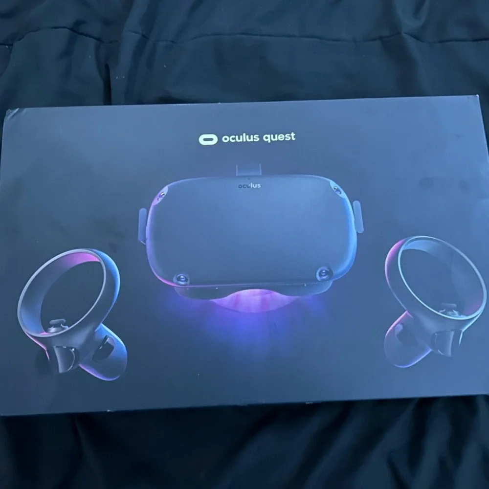 VR Headset in Black